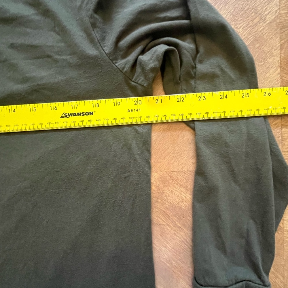 Old Navy Dark Green Long Sleeve Tee – Size M - Picture 5 of 8